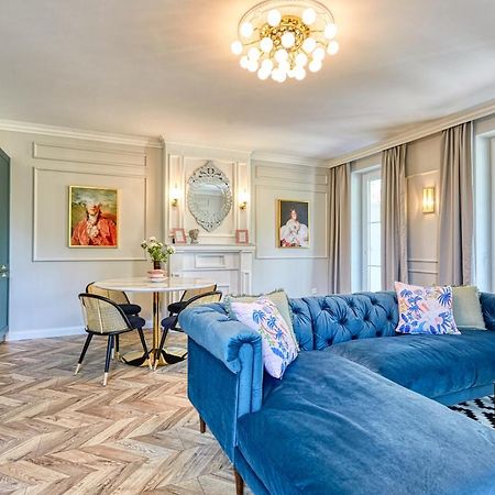 The Doors Luxury Apartment Mosonmagyaróvár エクステリア 写真