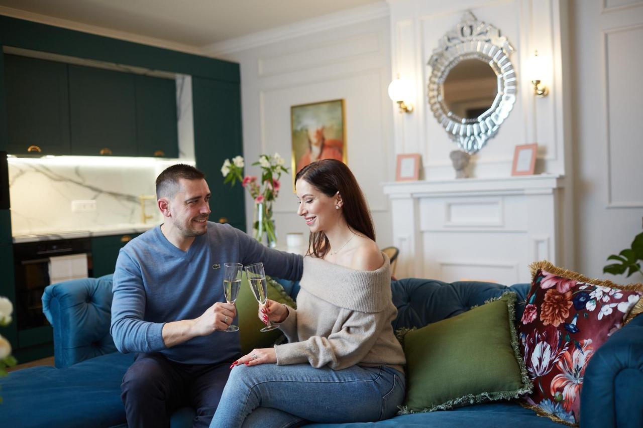 The Doors Luxury Apartment Mosonmagyaróvár エクステリア 写真