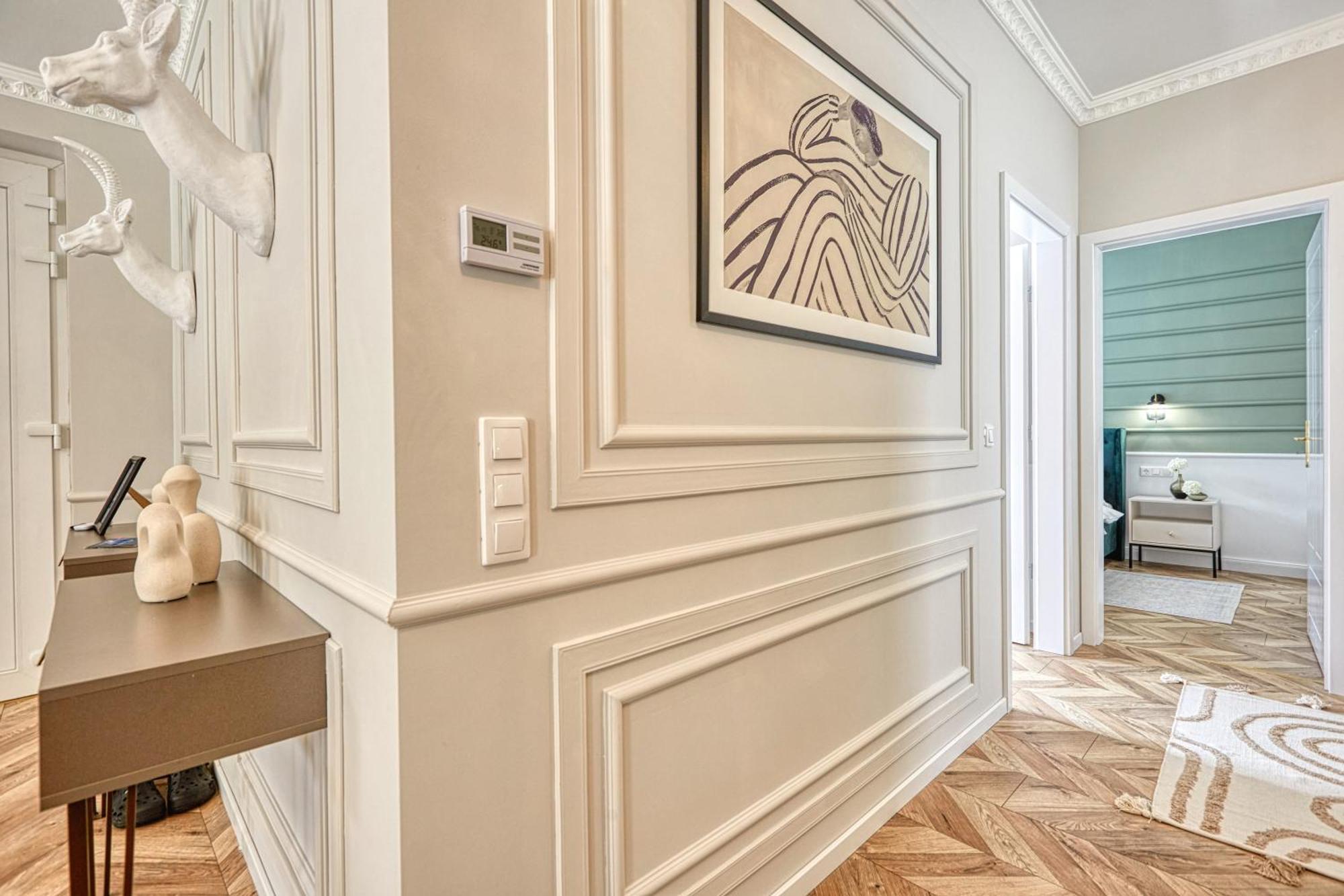 The Doors Luxury Apartment Mosonmagyaróvár エクステリア 写真